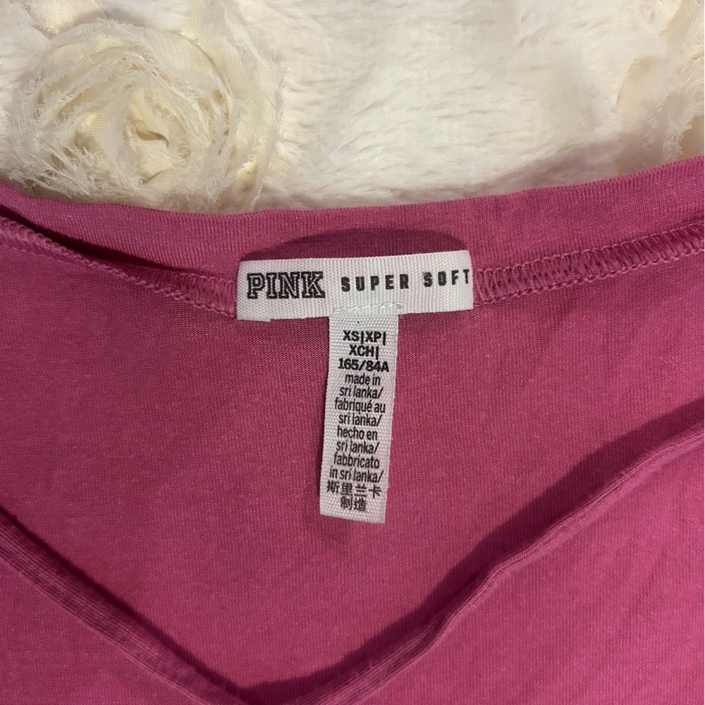VICTORIA SECRET, PINK
SWEATER! BUNDLE!!! Super soft!!! Lime/neon, pink, lavender - Picture 4 of 9